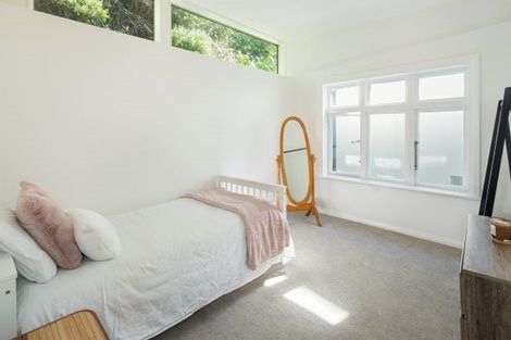 Photo of property in 72 Owhiro Bay Parade, Owhiro Bay, Wellington, 6023