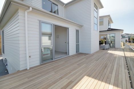 Photo of property in 28 Grut Greens, Silverdale, 0932