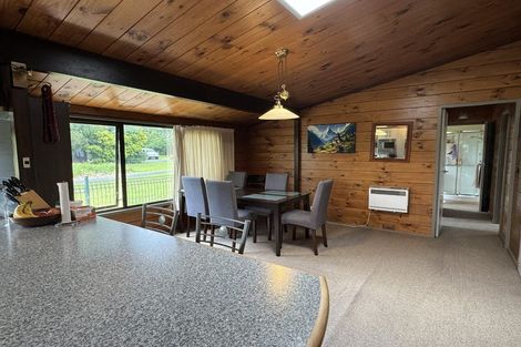 Photo of property in 128b Lake Crescent, Hamilton Lake, Hamilton, 3204