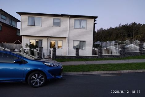 Photo of property in 27 Casheltown Way, Flat Bush, Auckland, 2019