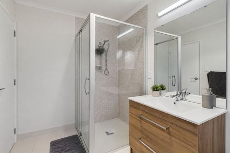 Photo of property in 15 Kapia Street, Pukekohe, 2120