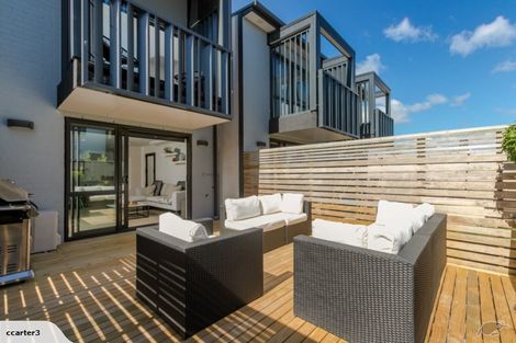 Photo of property in 47 Carder Court, Hobsonville, Auckland, 0618