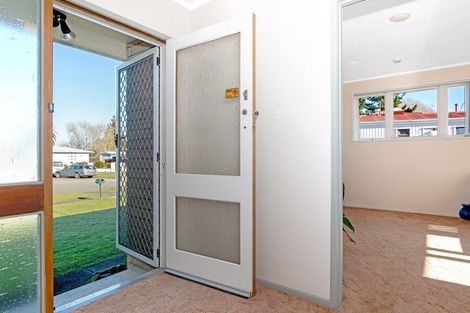 Photo of property in 15 Edward Street, Mangapapa, Gisborne, 4010