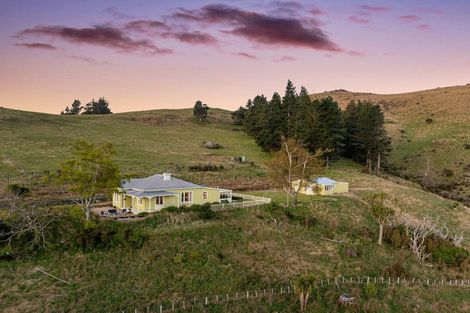 Photo of property in 3 Robin Hood Bay Road, Peraki, Little River, 7591