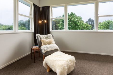 Photo of property in 77 Fergusson Street, Woodville, 4920