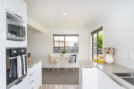 Photo of property in 5 Meads Place, Bulls, 4818