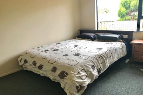 Photo of property in 6a Japonica Drive, Beach Haven, Auckland, 0626