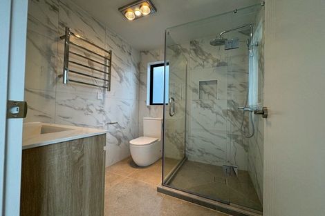 Photo of property in 22 Clara Road, Silverdale, 0932