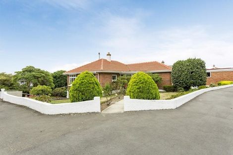 Photo of property in 2 Wycolla Avenue, Saint Clair, Dunedin, 9012