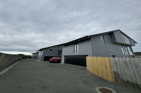 Photo of property in 2/246 Marine Parade, New Brighton, Christchurch, 8061