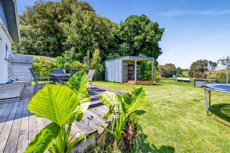 Photo of property in 18 Cumming Street, Okato, 4335