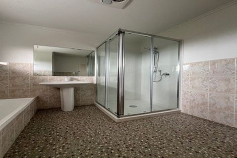 Photo of property in 1/56 Manuka Road, Glenfield, Auckland, 0629