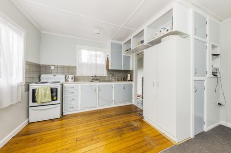 Photo of property in 1/5 Red Hill Road, Red Hill, Papakura, 2110