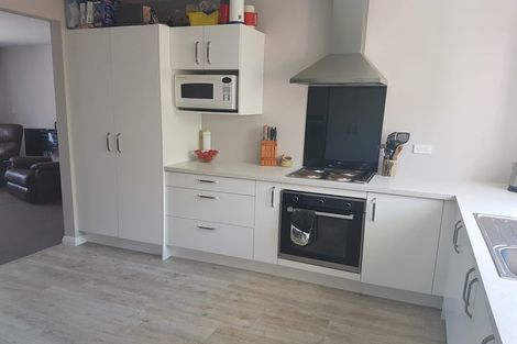 Photo of property in 2/10 Ryeland Avenue, Ilam, Christchurch, 8041