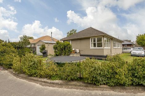 Photo of property in 18 Hillary Crescent, Upper Riccarton, Christchurch, 8041