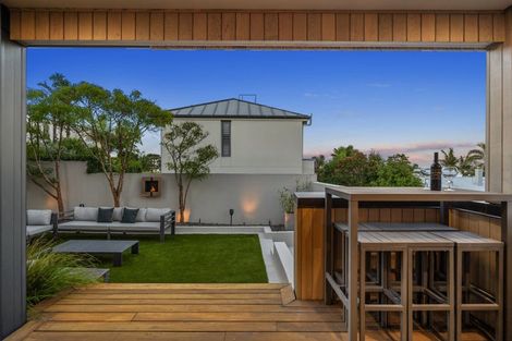 Photo of property in 1/5 Rarere Road, Hauraki, Auckland, 0622