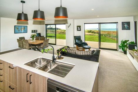 Photo of property in 1010 Cape Foulwind Road, Cape Foulwind, Westport, 7892