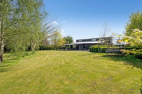 Photo of property in 17-19 Weld Street, Martinborough, 5711