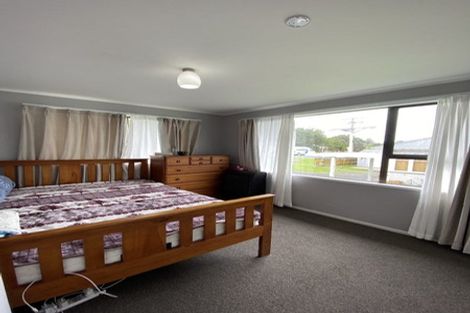 Photo of property in 94 Lancaster Road, Beach Haven, Auckland, 0626