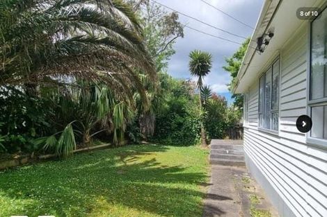 Photo of property in 3 Donovan Avenue, Massey, Auckland, 0614