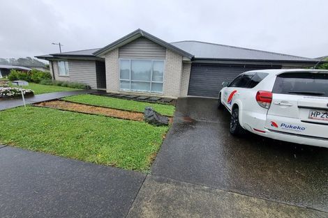 Photo of property in 11 Jezero Drive, Massey, Auckland, 0614