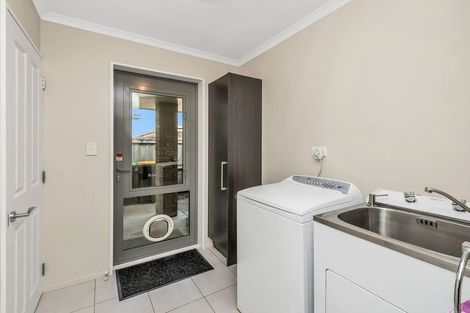 Photo of property in 16 Stanwood Grove, Darfield, 7510