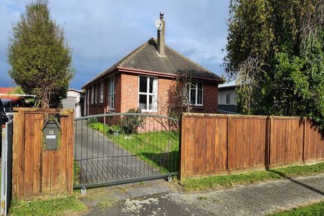 Photo of property in 2a Montrose Place, Takaro, Palmerston North, 4412
