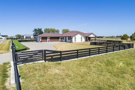 Photo of property in 20 Tula Lane, Kelvin Grove, Palmerston North, 4470