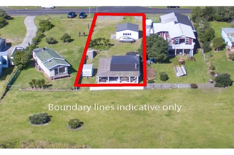 Photo of property in 66 Maunsell Road, Port Waikato, Tuakau, 2695