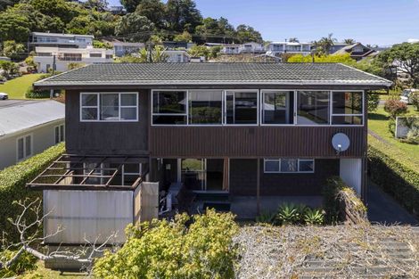 Photo of property in 42 De Luen Avenue, Tindalls Beach, Whangaparaoa, 0930