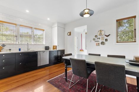 Photo of property in 85 Savage Crescent, West End, Palmerston North, 4412