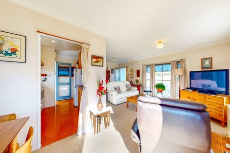 Photo of property in 2 Keepa Avenue, Paeroa, 3600