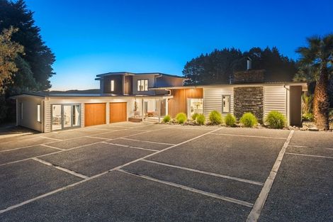 Photo of property in 105 Waterfall Road, Paraparaumu, 5032