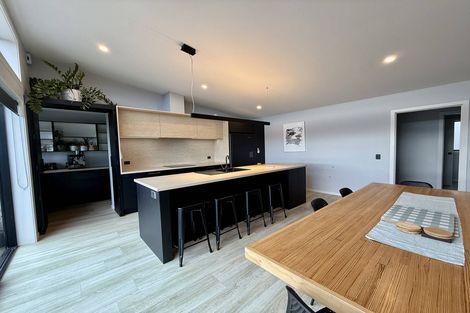 Photo of property in 17 Rexs Way, Green Island, Dunedin, 9018