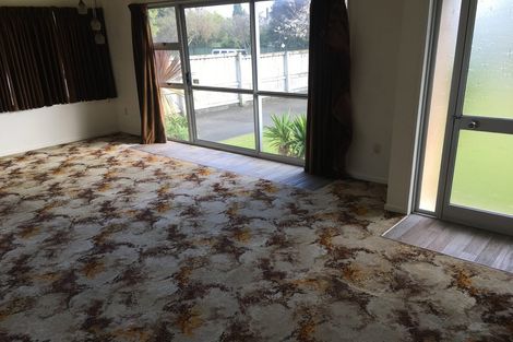 Photo of property in 37 Oakfield Crescent, Pukete, Hamilton, 3200