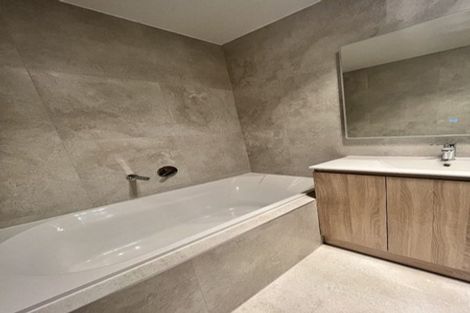 Photo of property in 5/11 Rengarenga Rise, Fairview Heights, Auckland, 0632