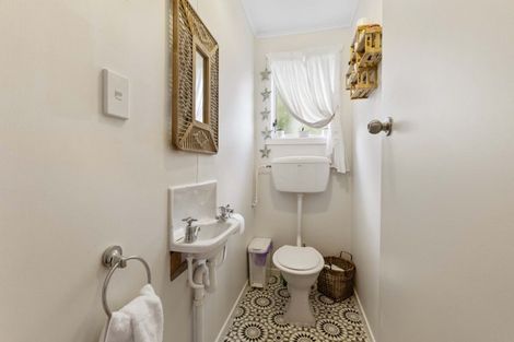 Photo of property in 186 Regan Street, Stratford, 4332