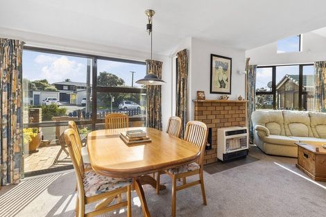 Photo of property in 1/4u Richard Street, Titahi Bay, Porirua, 5022