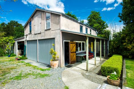 Photo of property in 22 Hill Road, Ormond, Gisborne, 4071