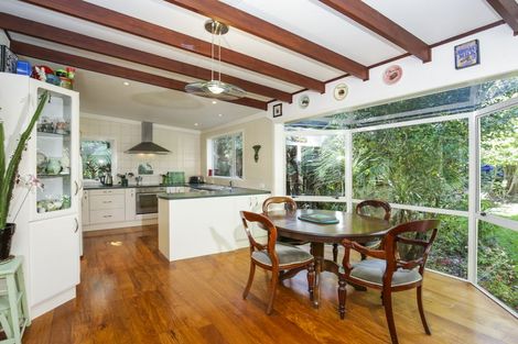 Photo of property in 87c Woodglen Road, Glen Eden, Auckland, 0602