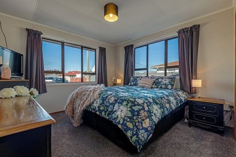 Photo of property in 12a Russell Street, Feilding, 4702