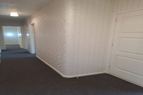 Photo of property in 36 Landsdowne Terrace, Cashmere, Christchurch, 8022