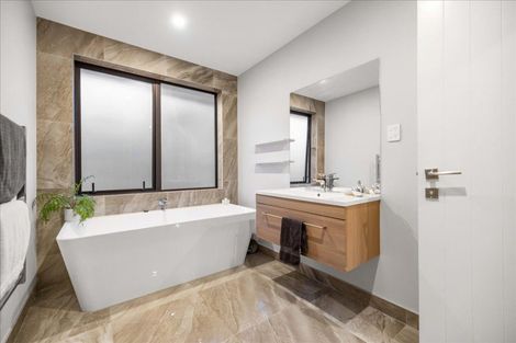 Photo of property in 11 Kissling Terrace, Pyes Pa, Tauranga, 3112