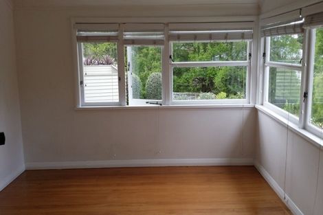 Photo of property in 27 Belle Vue Avenue, Northcote Point, Auckland, 0627