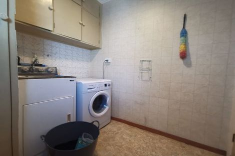 Photo of property in 219 Cambridge Terrace, Naenae, Lower Hutt, 5011