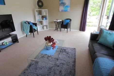 Photo of property in 64 Donovan Avenue, Massey, Auckland, 0614
