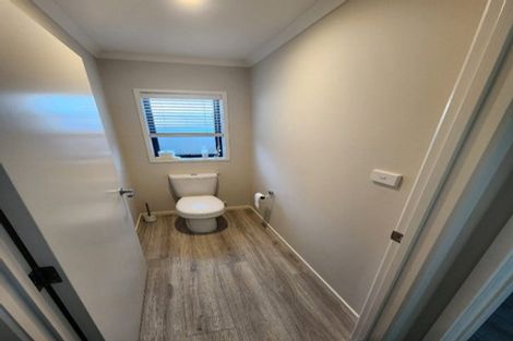 Photo of property in 15 Harding Drive, Papamoa Beach, Papamoa, 3118