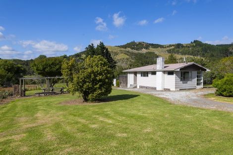 Photo of property in 3821 Waiapu Road, Tokomaru Bay, 4079