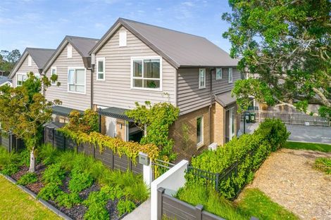 Photo of property in 12/31 Verbena Road, Birkdale, Auckland, 0626