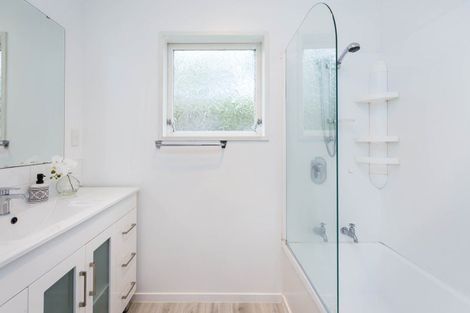 Photo of property in 7b Amber Grove, Birchville, Upper Hutt, 5018